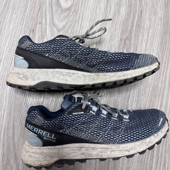 Merrell fly strike  gore-Tex hiking shoes - Picture 1 of 3